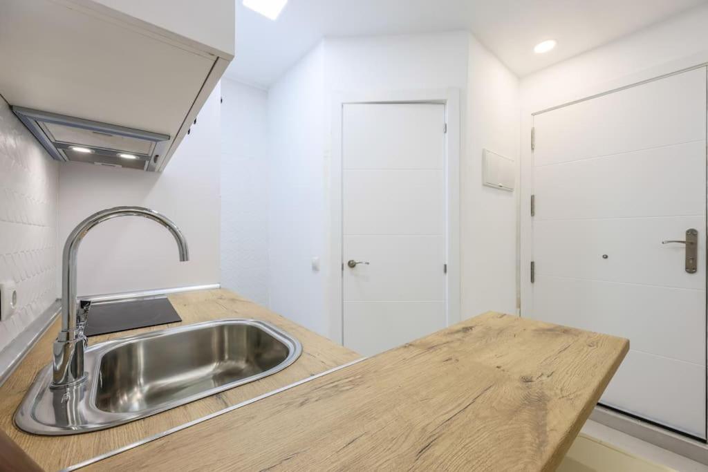 Luxe Apartment In Tetuan 마드리드 외부 사진