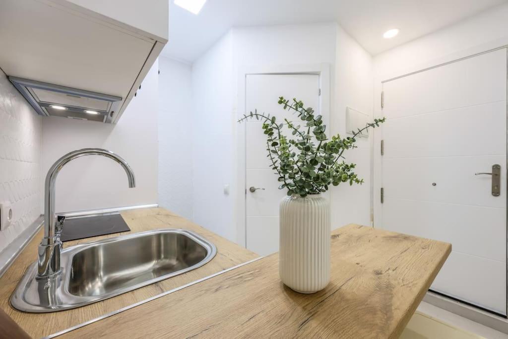 Luxe Apartment In Tetuan 마드리드 외부 사진