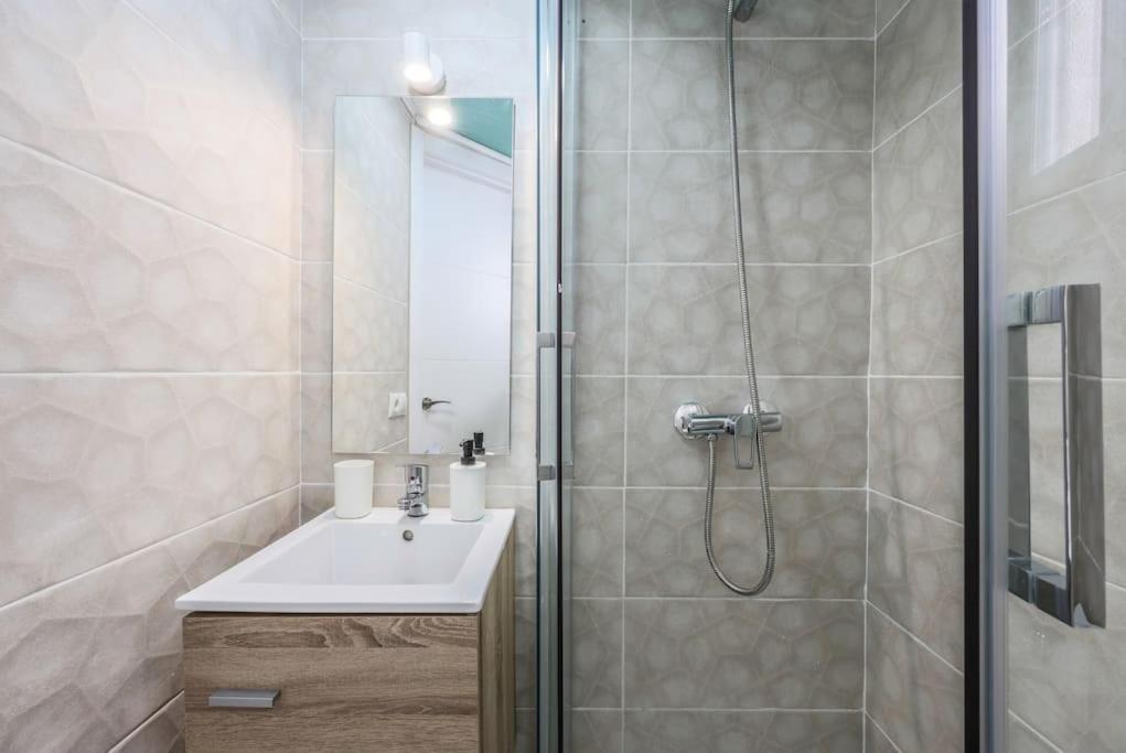 Luxe Apartment In Tetuan 마드리드 외부 사진